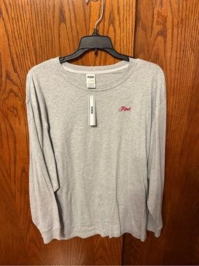 PINK Victoria's Secret Gray Crewneck Tee with Subtle Pink Logo